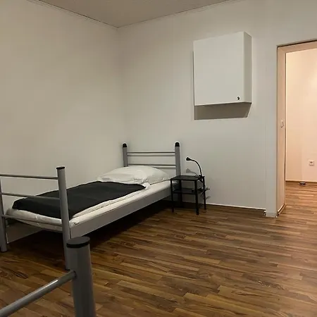 Apartment Gehobene Monteurswohnung Mittweida, Bergstrasse Mittweida