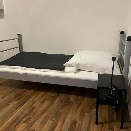 Apartment Gehobene Monteurswohnung Mittweida, Bergstrasse